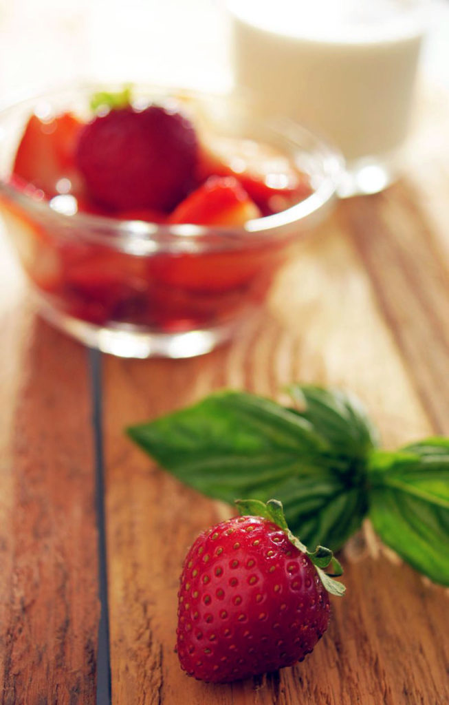 basil ice cream with balsamic strawberry sauce recipe