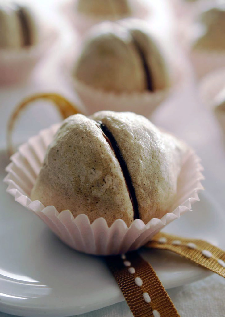 chocolate meringue kisses recipe