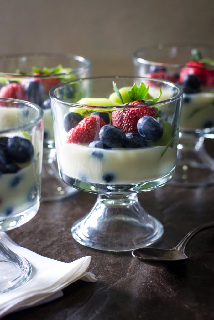 fresh fruit skinny vanilla custard sauce recipe