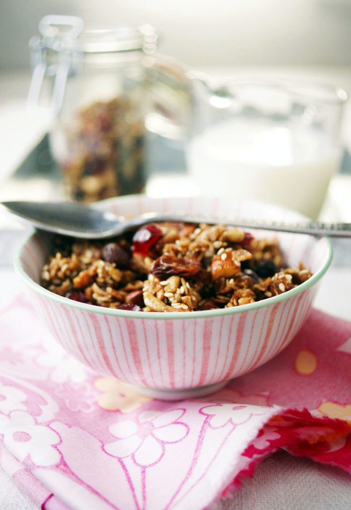 pomegranate granola recipe