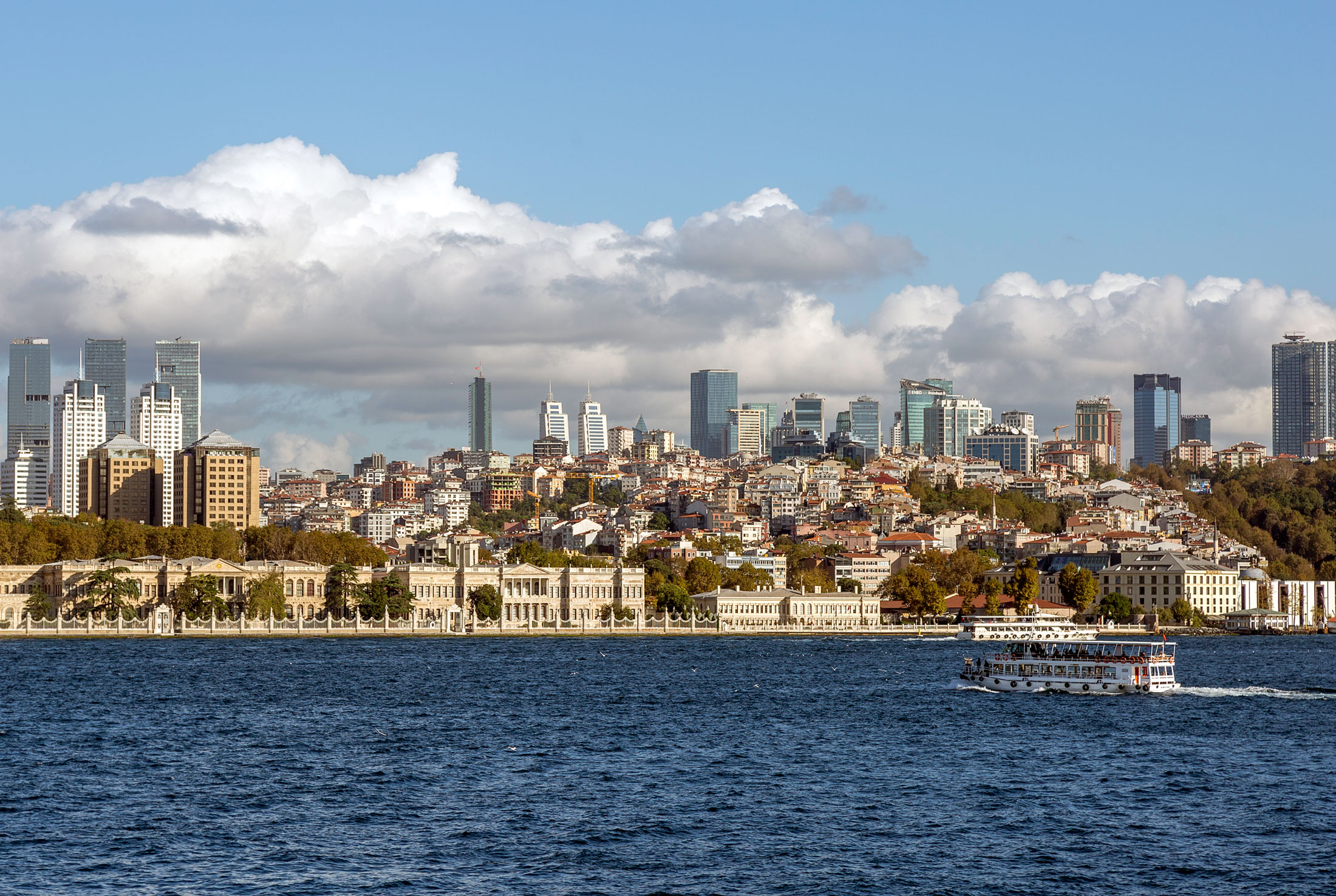 istanbul-skyline-bosphorous-strait